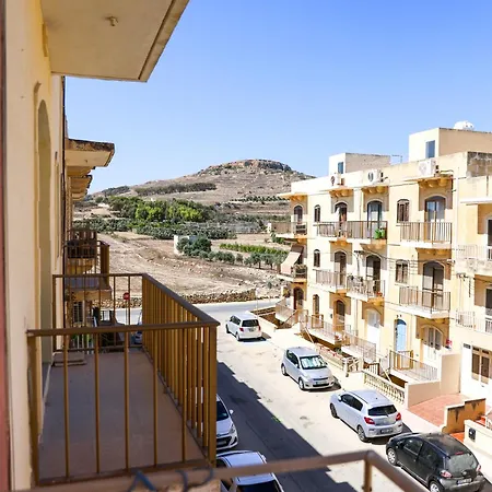 Apartmán Lovely 2br With Private Balcony In Gozo By 360 Estates *