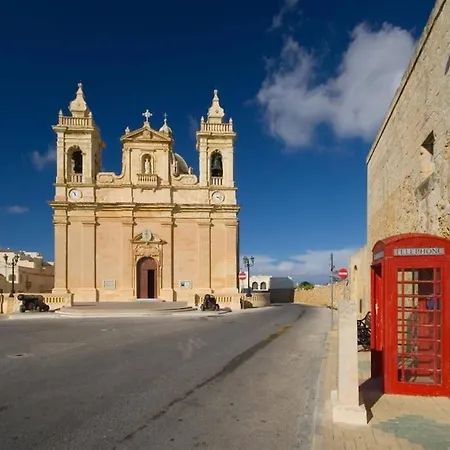 Apartmán Lovely 2br With Private Balcony In Gozo By 360 Estates